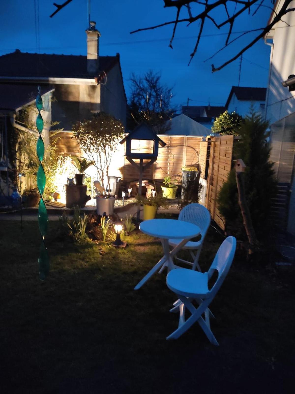 Un Deux Pieces Et Un Jardin A Villejuif Bagian luar foto